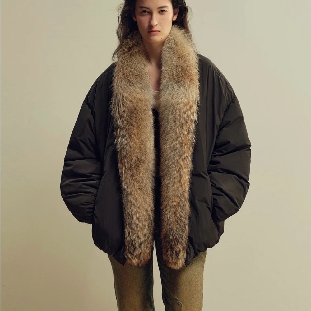 Firelady Fur Goose Down Jacket with Detachable Wolf Fur Trim black small NWT